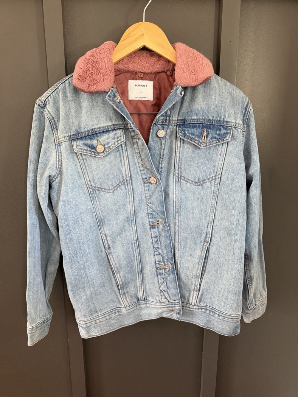 Old Navy Faux Fur Pink Collar Denim Jean Jacket - Womens Size Small Pockets